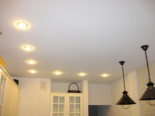 Stretch ceiling silk matt white